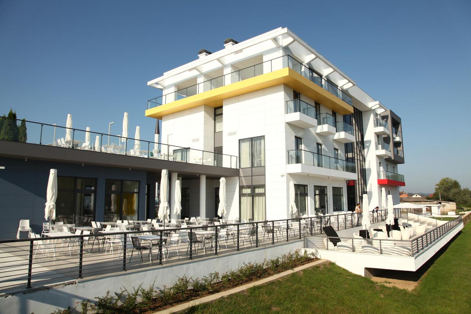 Zepter Hotel Bosanska Dubica Exterior photo